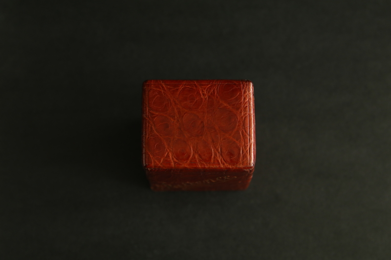 レザーケースのプレイングカード　トランプ　patience　イギリス　アンティークストリュフ