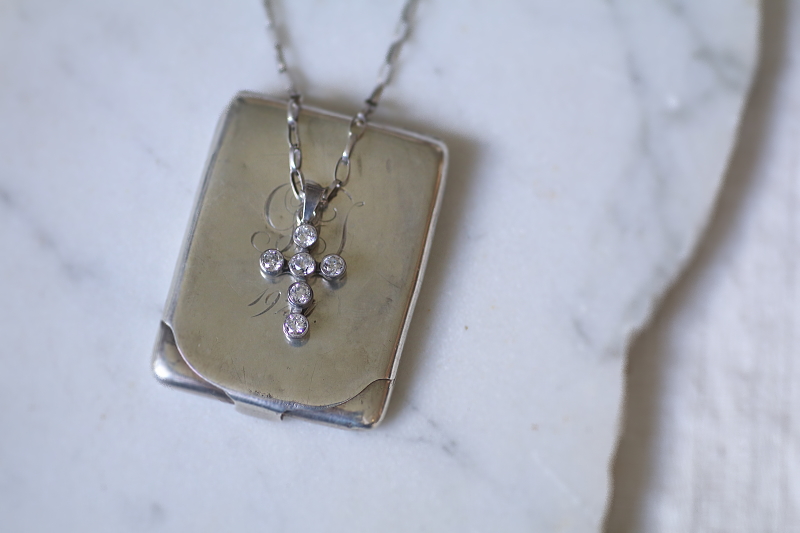 ペーストシルバークロスペンダント　ヨーロッパ　アンティークストリュフ