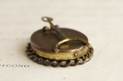 チェーンフレーム　オーバルフォトフレーム　ヴィクトリアン　イギリス アンティークストリュフ