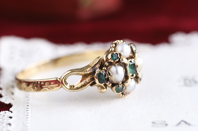 エメラルド&パールリング　ヴィクトリアン　ジョージアンリング　指輪　アンティークジュエリー　イギリス　アンティークストリュフ 20251212