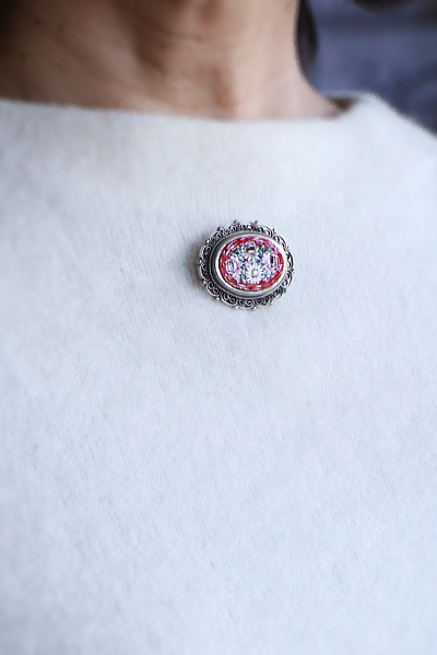 赤のマイクロモザイクブローチ　ヴィンテージジュエリー　アクセサリー　イタリア　アンティークストリュフ 20251218