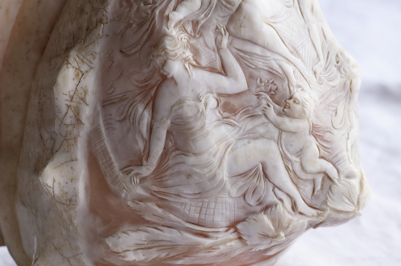 サードニクスシェルカメオのオブジェ　ランプシェード　イタリア　アンティークストリュフ