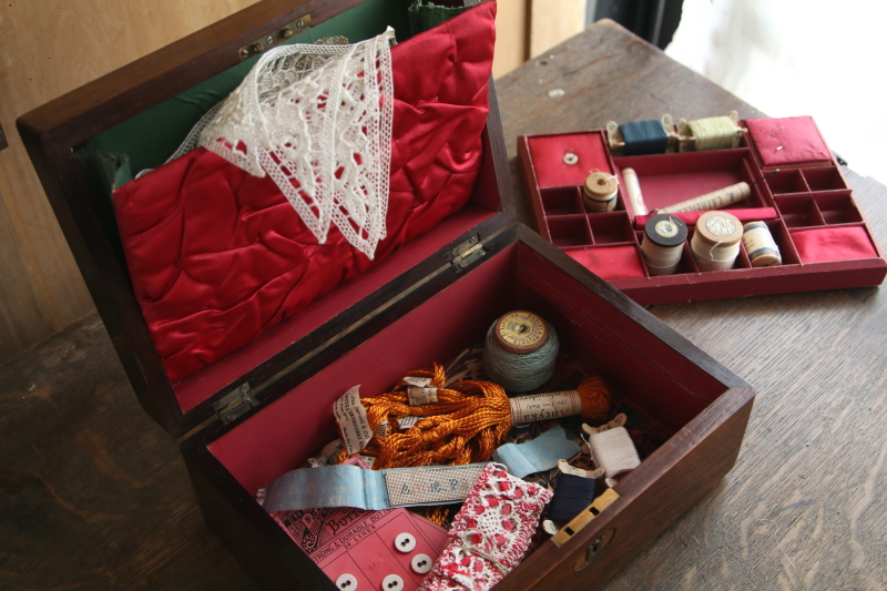 白蝶貝象嵌のソーイングボックス　イギリス　ヴィクトリアン アンティークストリュフ