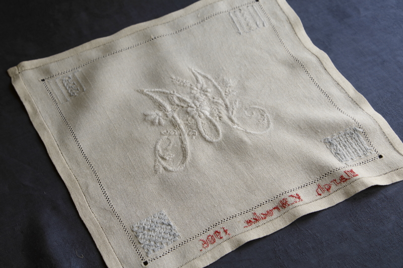 花文字刺繍のサンプラー　イギリス　アンティークストリュフ