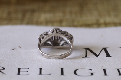 マーカサイトシルバーアールデコリング　ヨーロッパ　アンティークストリュフ