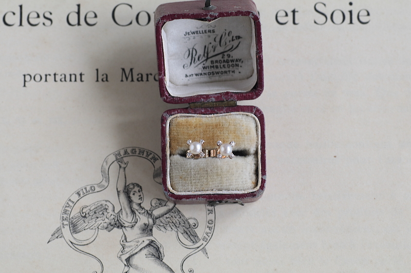 パールアンドオールドカットダイヤモンドスタッドピアス　イヤリング　イギリス　アンティークストリュフ