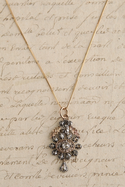 ローズカットダイヤモンド　シルバーゴールドペンダント　イギリス アンティークストリュフ