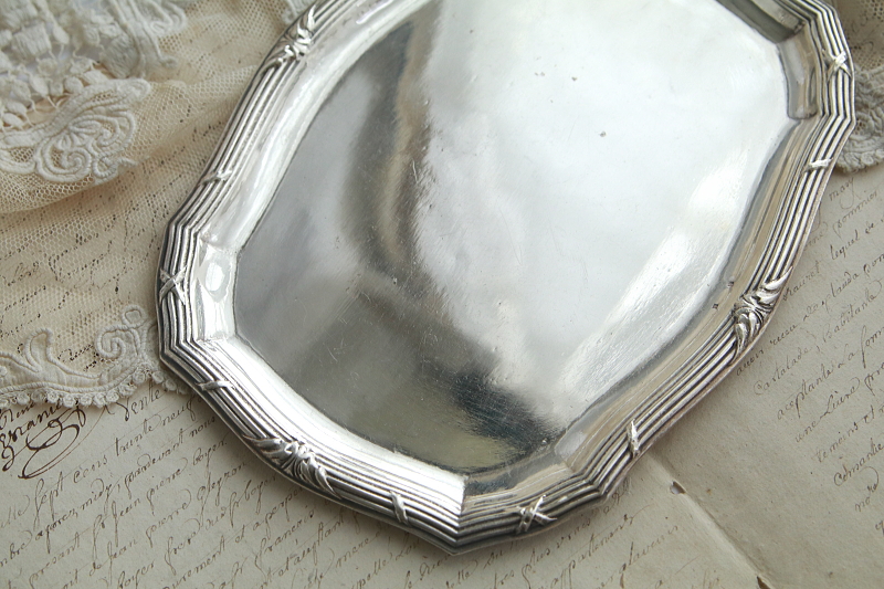 シルバープレートのリキュールトレイ　リボン　フランス　アンティークストリュフ