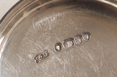 銀蓋の小さなガラスクリームジャースターリングシルバー　ヴィクトリアン　イギリス　アンティークストリュフ