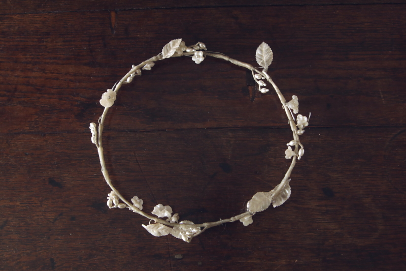 ワックスフラワーのフウエディングティアラ　イギリス　アンティークストリュフ