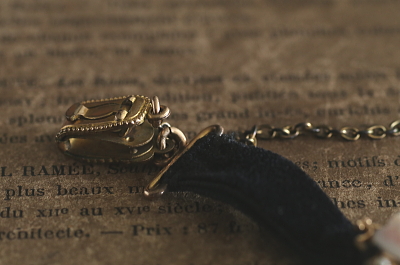 ピンクシェルカメオ　ウォッチチェーン　イギリス アンティークストリュフ