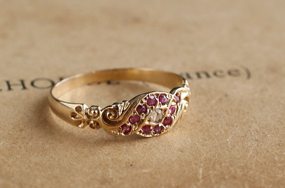 ローズカットダイヤモンドアンドルビー　ヴィクトリアンリング　イギリス アンティークストリュフ