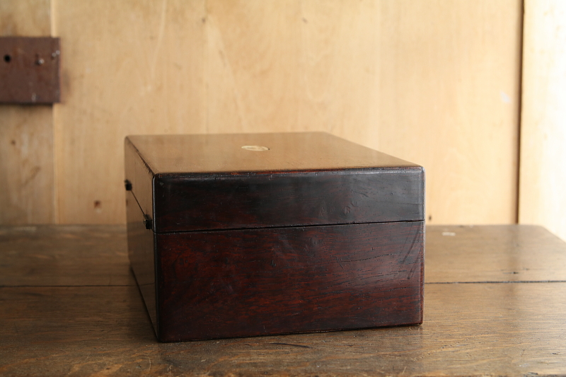 白蝶貝象嵌のソーイングボックス　イギリス　ヴィクトリアン アンティークストリュフ