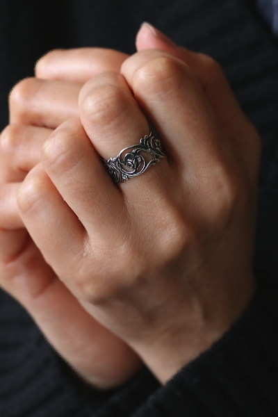 ヴィンテージシルバーミニナプキンリング　エタニティリング　バラ　ドイツ　アンティークストリュフ