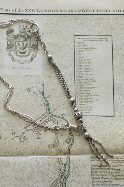 シルバーウォッチチェーンネックレス　アルバティーナ　アンティークジュエリー　ヴィンテージアクセサリー