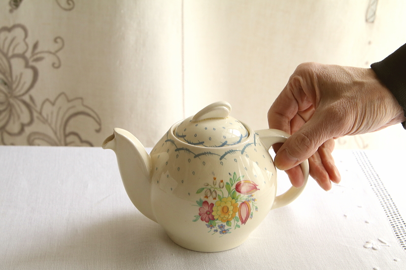 susie cooper スージークーパー　プランタン　ティーフォーツーポット　イギリス　アンティークストリュフ