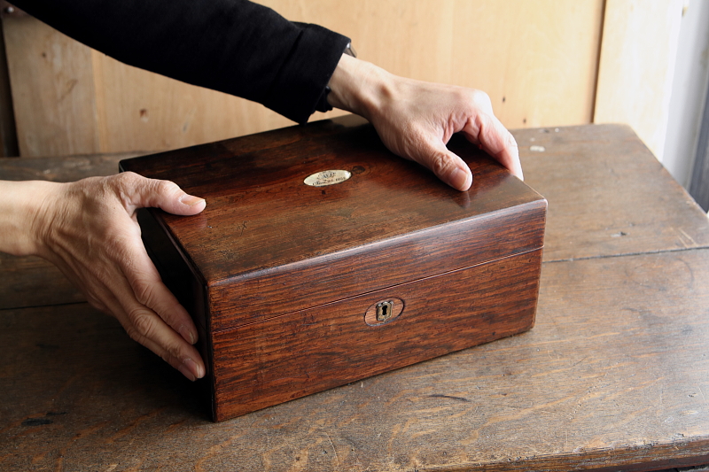 白蝶貝象嵌のソーイングボックス　イギリス　ヴィクトリアン アンティークストリュフ