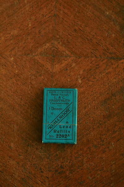 メカニカルペンシルのリフィル　フランス　アンティークストリュフ