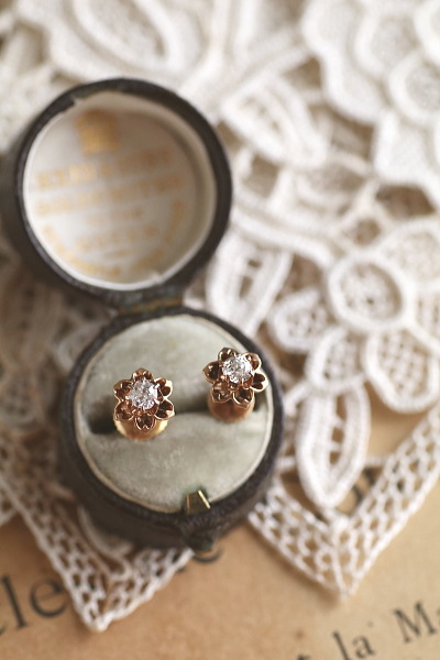 オールドマインカットダイヤモンドピアス　フラワーイヤリング　ヨーロッパ アンティークストリュフ 20250925