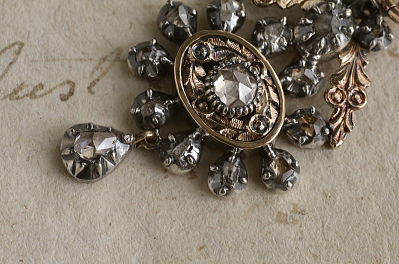 ローズカットダイヤモンド　シルバーゴールドペンダント　イギリス アンティークストリュフ