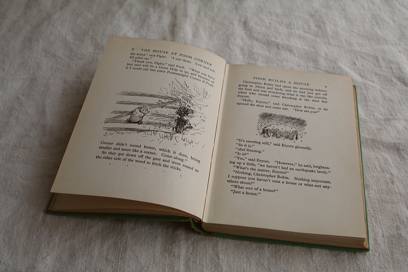 プー横丁にたった家 A.A.ミルン　くまのプーさん　THE HOUSE AT POOH CORNER　イギリス　アンティークストリュフ