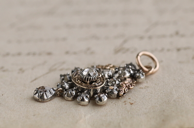 ローズカットダイヤモンド　シルバーゴールドペンダント　イギリス アンティークストリュフ