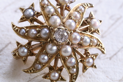 ダイヤモンド　パールペンダントブローチ　アンティークジュエリー　イギリス　アンティークストリュフ 20251210