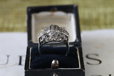 マーカサイトシルバーアールデコリング　ヨーロッパ　アンティークストリュフ