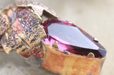 アルマンディンガーネットピアス　ヴィクトリアン　イギリス　果実　アンティークストリュフ