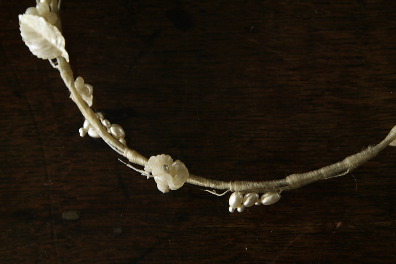 ワックスフラワーのフウエディングティアラ　イギリス　アンティークストリュフ