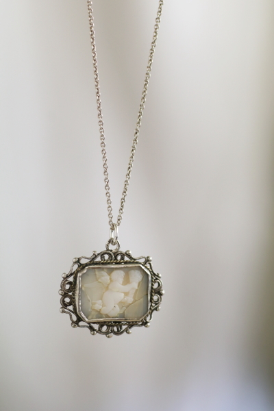 <IMG src="file:///D:/truffleHP/WADAX A&C2/image129276.jpg" width="400" height="600" border="0">