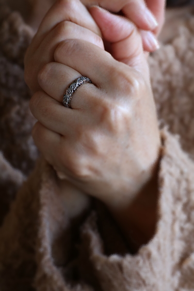 ゴールドアンドシルバー　コンビネーションエタニティリング　イギリス アンティークストリュフ