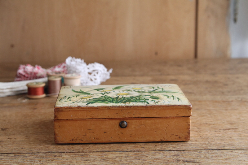 デイジーのモシュリンヌボックス　brighton ドイツ アンティークストリュフ