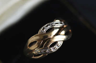  ワンポイントダイヤ　ヴィンテージリング　イギリス　アンティークストリュフ