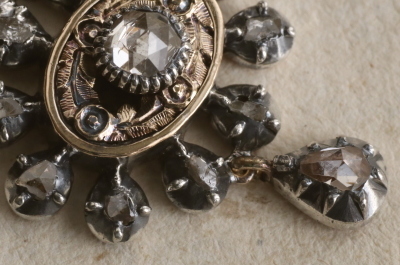 ローズカットダイヤモンド　シルバーゴールドペンダント　イギリス アンティークストリュフ