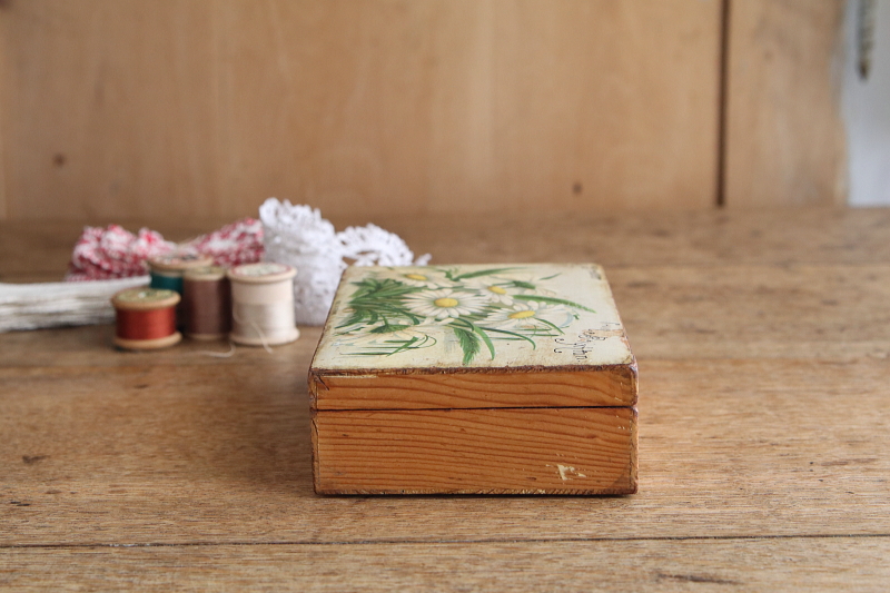 デイジーのモシュリンヌボックス　brighton ドイツ アンティークストリュフ