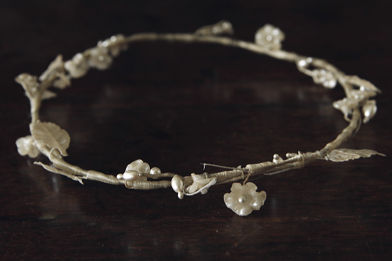 ワックスフラワーのフウエディングティアラ　イギリス　アンティークストリュフ