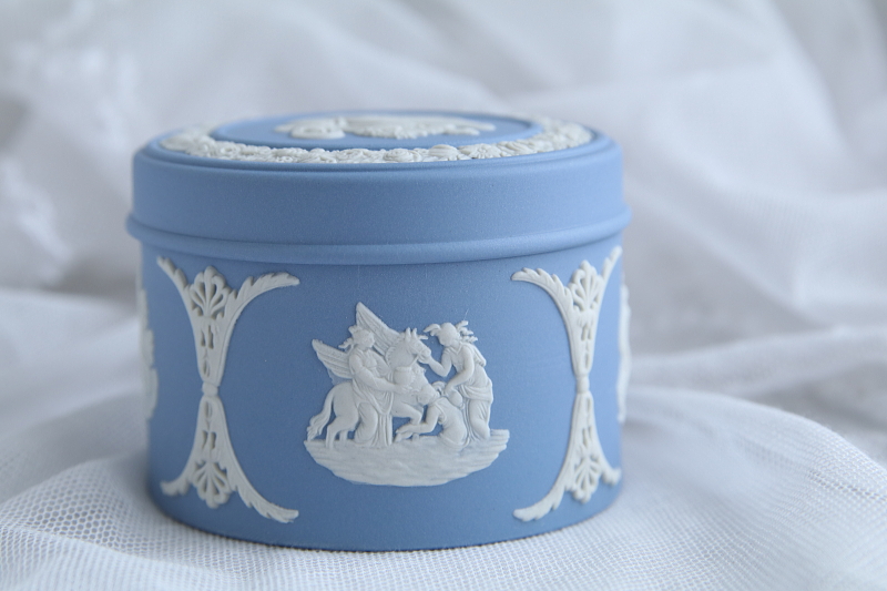 ジャスパーウェア　クリームケース　ウエッジウッド wedgwood イギリス　アンティークストリュフ