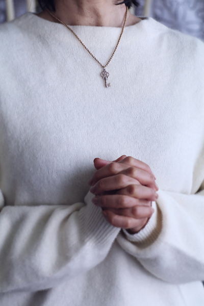 ヴィンテージシルバーキーチャーム　 アンティークジュエリー　ヴィンテージアクセサリー　イギリス　アンティークストリュフ 20251216