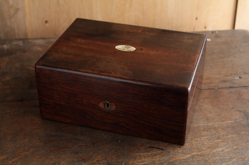 白蝶貝象嵌のソーイングボックス　イギリス　ヴィクトリアン アンティークストリュフ