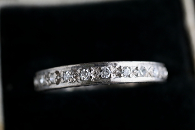 シングルカットダイヤモンド　ハーフエタニティリング　エンゲージ　イギリス　アンティークストリュフ 2026020306