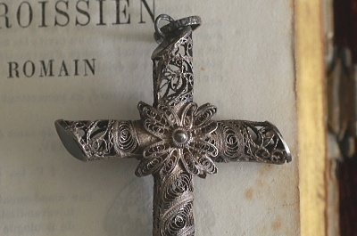 オールドシルバーフィリグリーペンダント　ヨーロッパ　アンティークストリュフ