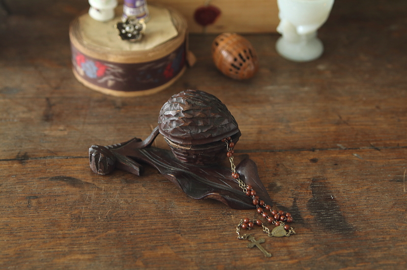 胡桃とリーフのインクウェル　ウォールナット　イギリス　アンティークストリュフ