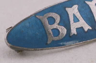 MOTHERとBABYのブローチ　イギリス　アンティークストリュフ