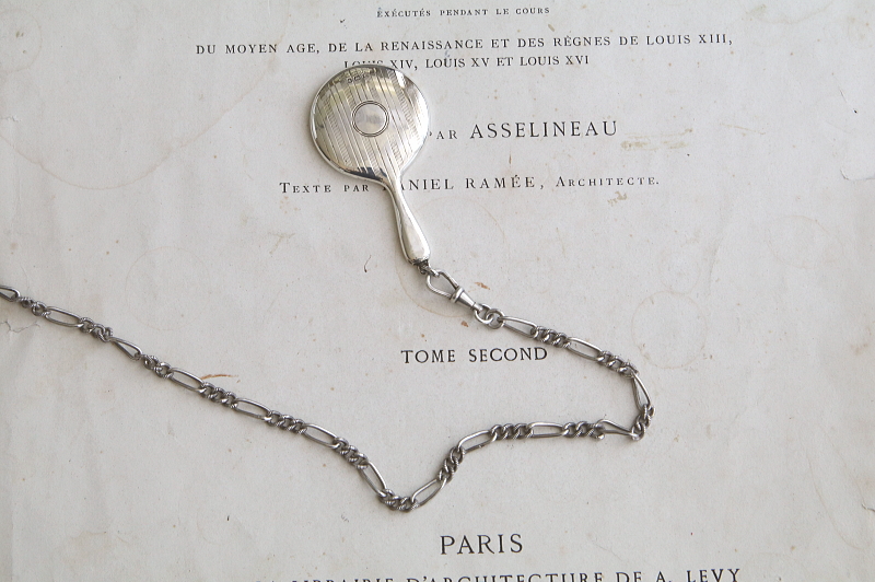 スモールシルバーハンドミラー　イギリス　アンティークストリュフ