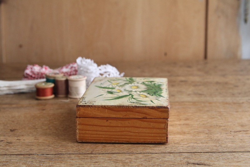 デイジーのモシュリンヌボックス　brighton ドイツ アンティークストリュフ