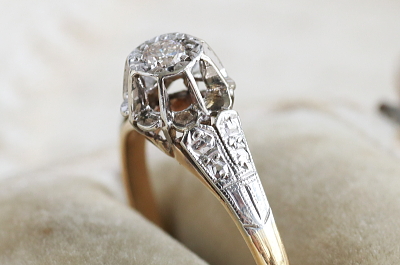 プラチナフェイス　ダイヤモンドソリテールリング　エンゲージ　婚約指輪　イギリス　アンティークストリュフ