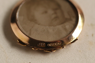 エドワーディアン　ゴールドロケットペンダント　イギリス　アンティークストリュフ