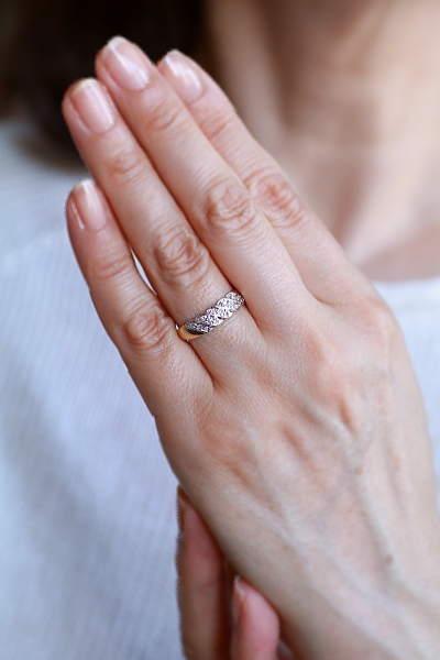 ダイヤモンドロープパネルリング　指輪　ヴィンテージ　イギリス　アンティークストリュフ