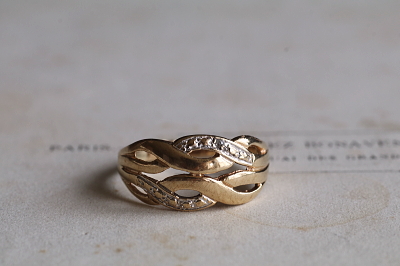  ワンポイントダイヤ　ヴィンテージリング　イギリス　アンティークストリュフ